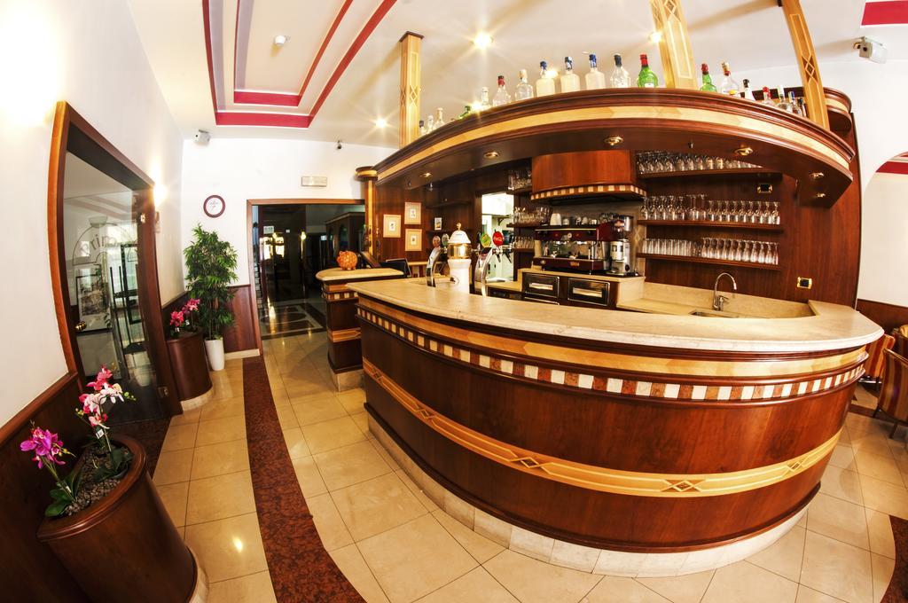 Hotel Primo Рива-дель-Гарда Экстерьер фото