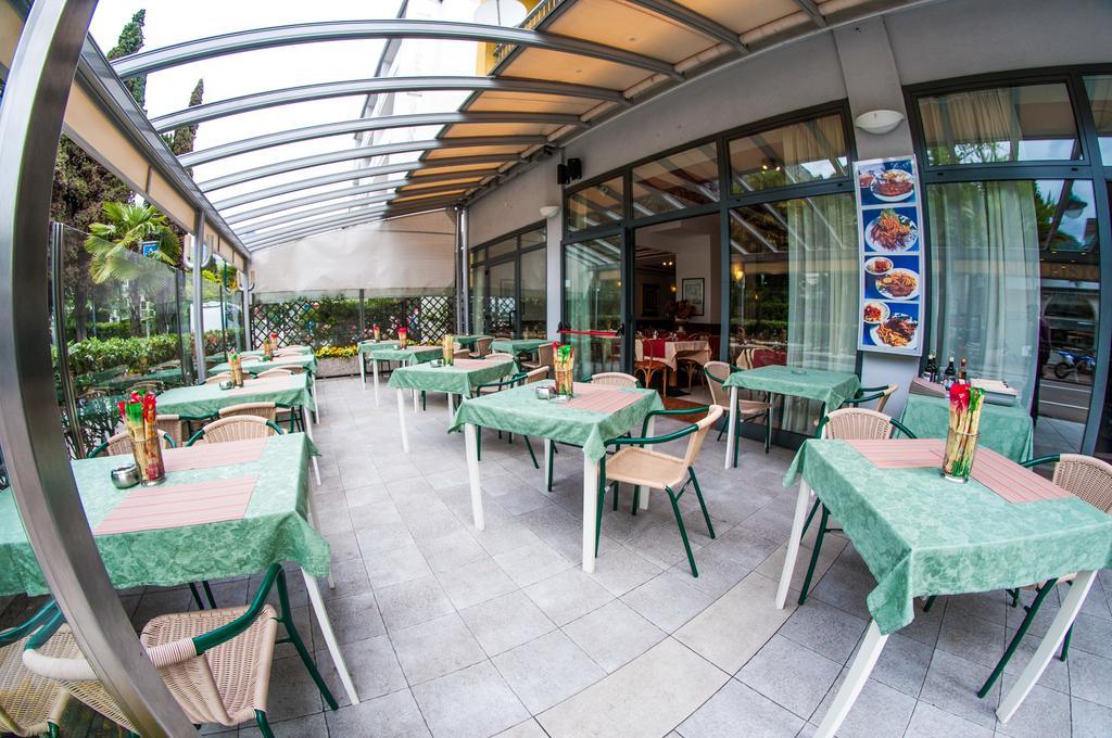 Hotel Primo Рива-дель-Гарда Экстерьер фото
