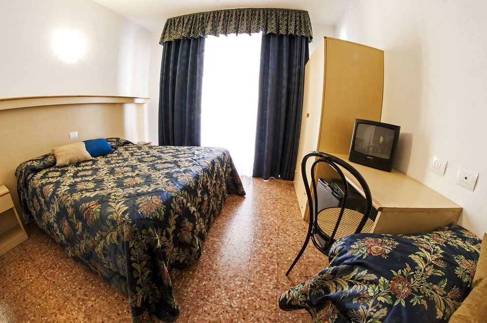 Hotel Primo Рива-дель-Гарда Экстерьер фото